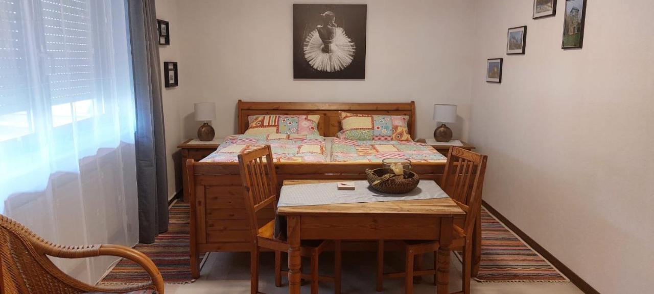 Trixi Apartment Kastellaun Bagian luar foto